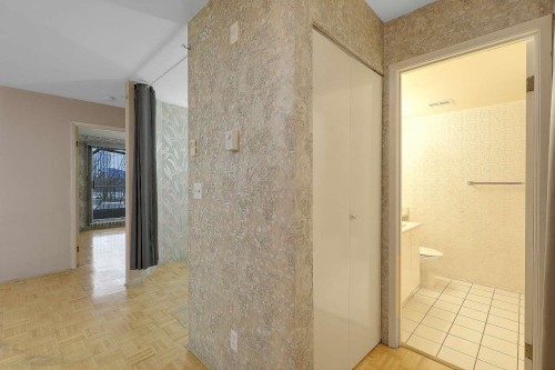 308-10533 University Drive, Surrey, BC 