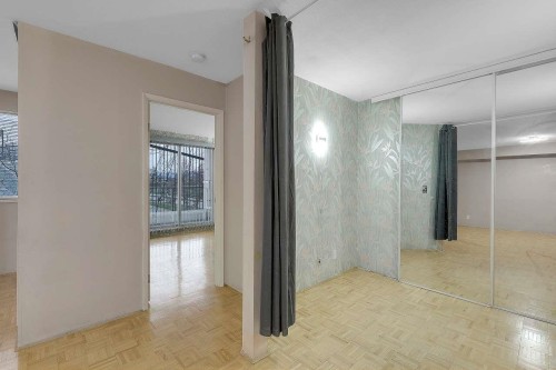 308-10533 University Drive, Surrey, BC 