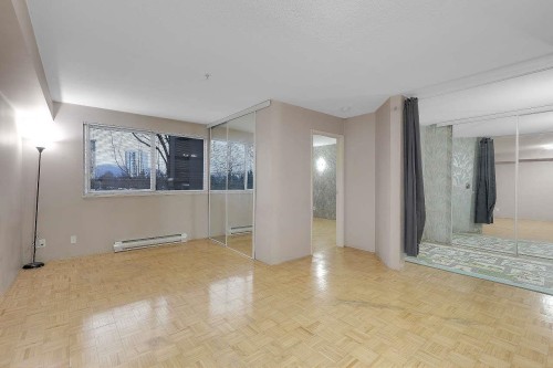 308-10533 University Drive, Surrey, BC 