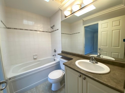 39-16655 64 Avenue, Surrey, BC 