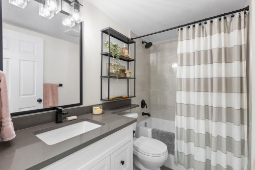 104-20177 54A Avenue, Langley, BC 