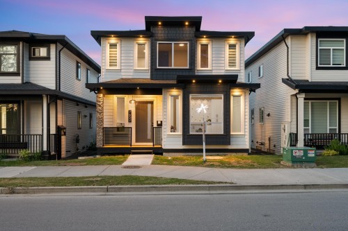 7652 206 Street  Langley, BC V2Y 3P6