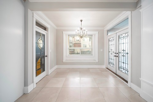 14065 102A Avenue, Surrey, BC 