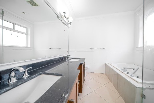 14065 102A Avenue, Surrey, BC 