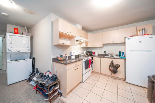 14065 102A Avenue, Surrey, BC 