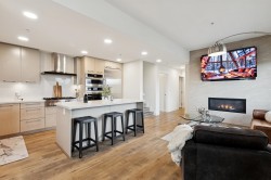 501-14022 North Bluff Road  Surrey, BC V4B 0B7