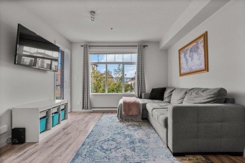 216-5516 198 Street, Langley, BC 