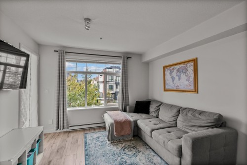 216-5516 198 Street, Langley, BC 