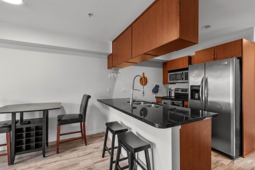 216-5516 198 Street, Langley, BC 