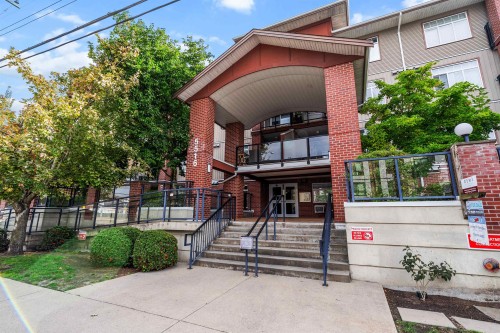 216-5516 198 Street, Langley, BC 