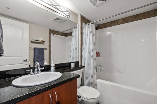 216-5516 198 Street, Langley, BC 