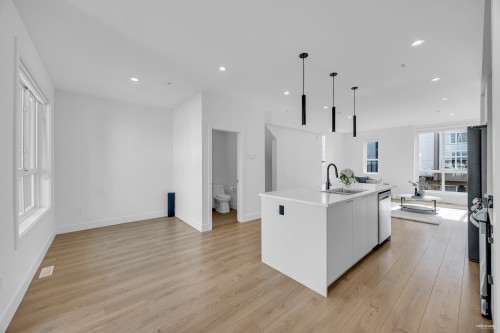 31-7670 207 Street, Langley, BC 