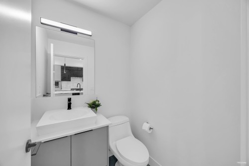 31-7670 207 Street, Langley, BC 