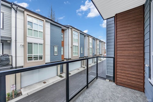 31-7670 207 Street, Langley, BC 