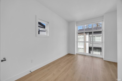 31-7670 207 Street, Langley, BC 