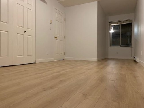 #201-15549 Marine Drive, White Rock, BC 