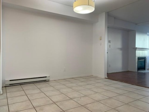 #201-15549 Marine Drive, White Rock, BC 