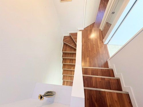 84-17714 60 Avenue, Surrey, BC 