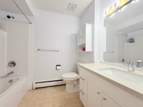 84-17714 60 Avenue, Surrey, BC 