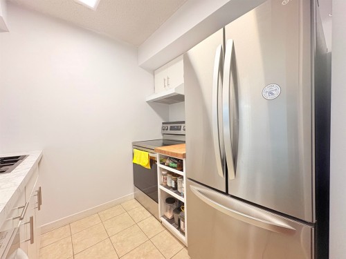 84-17714 60 Avenue, Surrey, BC 