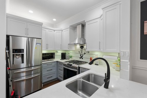 2-6894 208 Street, Langley, BC 