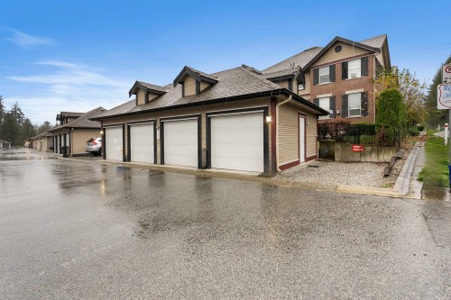 2-6894 208 Street, Langley, BC 