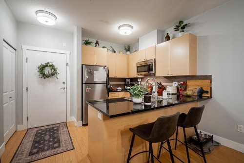 107-6500 194 Street, Surrey, BC 