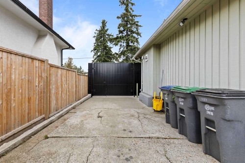 11564 97 Avenue, Surrey, BC 