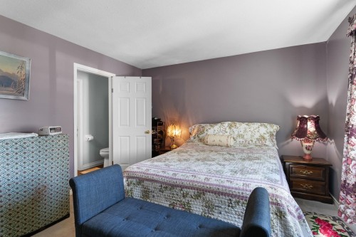 18768 64 Avenue, Surrey, BC 