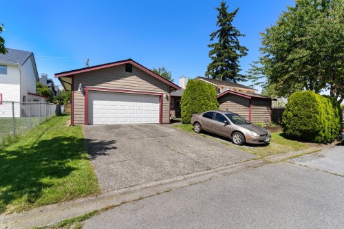 18768 64 Avenue, Surrey, BC 