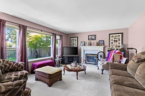 18768 64 Avenue, Surrey, BC 