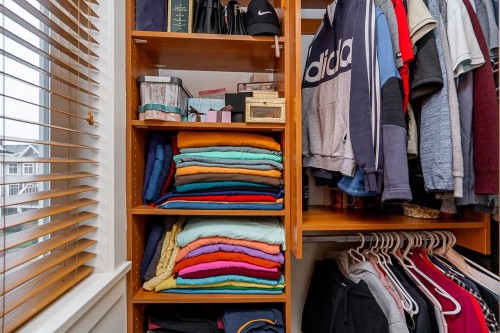 75-20738 84 Avenue, Langley, BC 