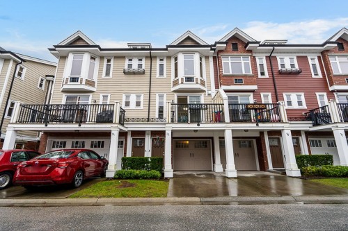 75-20738 84 Avenue, Langley, BC 