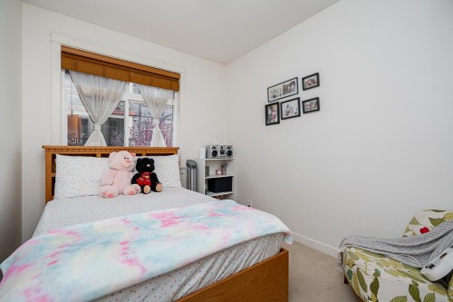 75-20738 84 Avenue, Langley, BC 