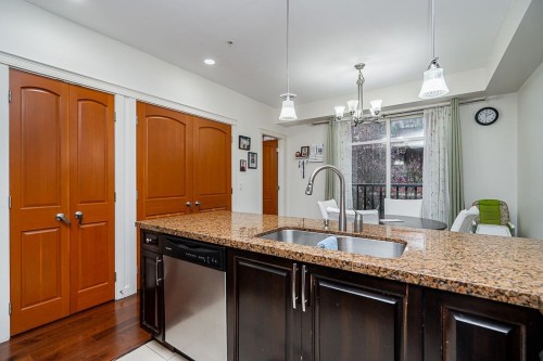 75-20738 84 Avenue, Langley, BC 