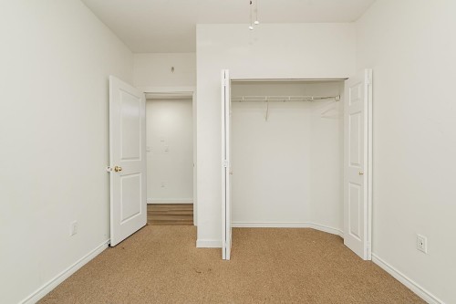 210-9278 120, Surrey, BC 