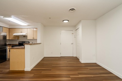 210-9278 120, Surrey, BC 