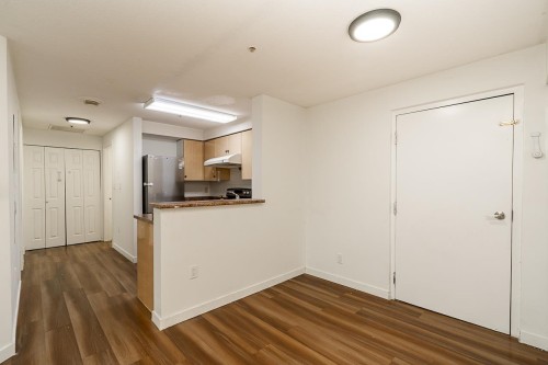 210-9278 120, Surrey, BC 