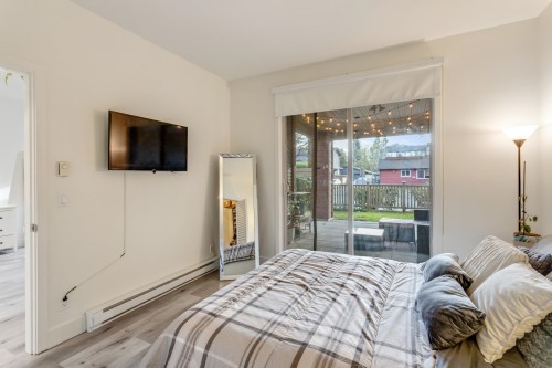 102-15385 101A Avenue, Surrey, BC 