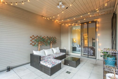 102-15385 101A Avenue, Surrey, BC 