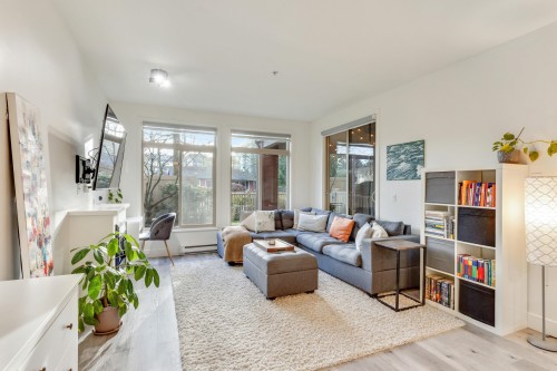 102-15385 101A Avenue, Surrey, BC 