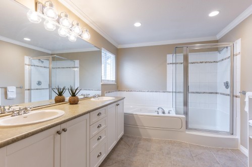 19657 69A Avenue, Langley, BC 