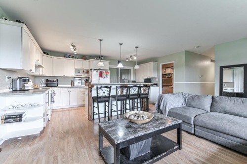 2561 Ross Road, Abbotsford, BC 