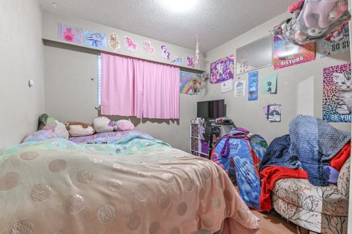 2561 Ross Road, Abbotsford, BC 