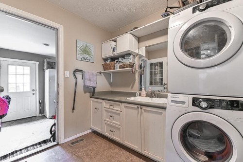 2561 Ross Road, Abbotsford, BC 