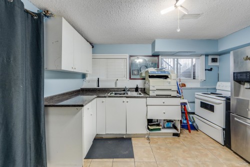 13553 84 Avenue, Surrey, BC 