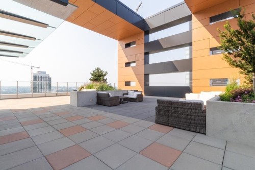 405-13655 Fraser Highway, Surrey, BC 