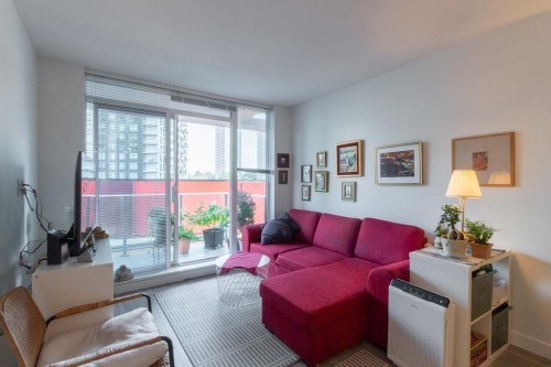 405-13655 Fraser Highway, Surrey, BC 