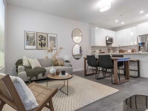 312-33886 Pine Street, Abbotsford, BC 