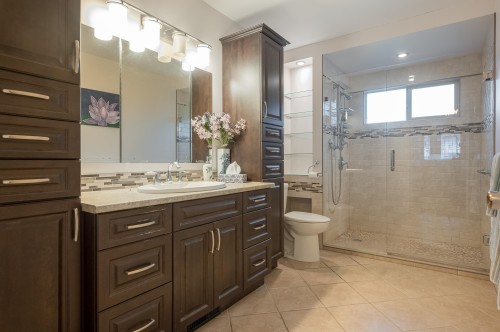 18270 58B Avenue, Surrey, BC 